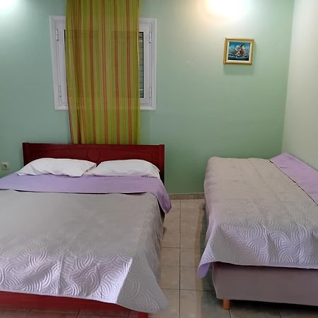 Valta'S Room 3 Paleros Екстериор снимка